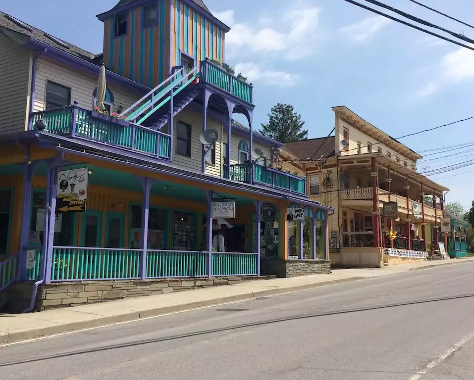 Mountain Chalet - Lanesville