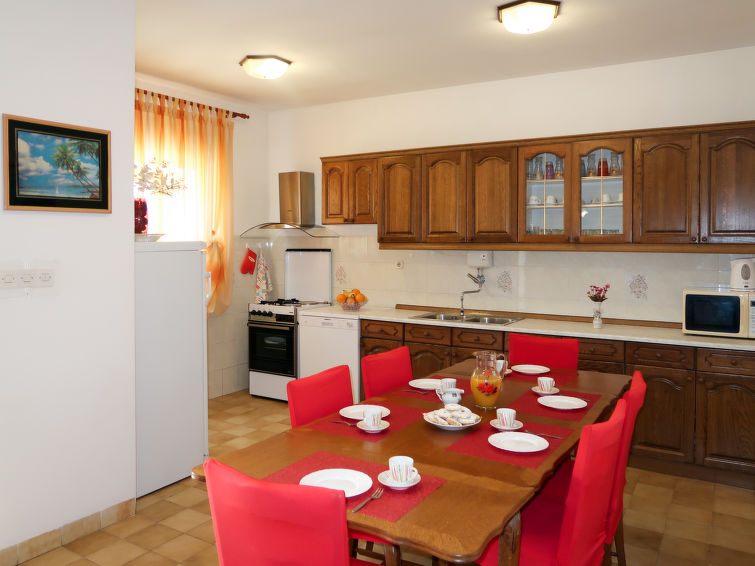 Kitchen / Dining Room - Ariana (LBN392) - Rakalj