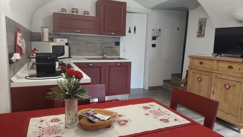 La Canonica dei Bernardi "la casa degli gnomi"