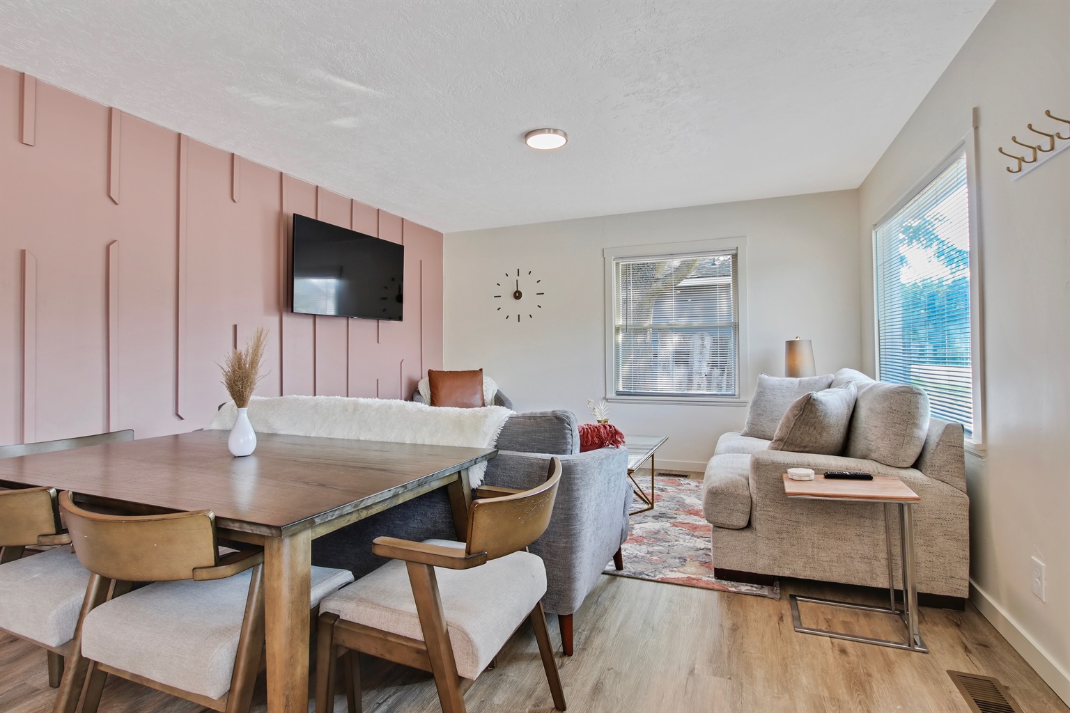 the-boise-cottage-near-boise-river/