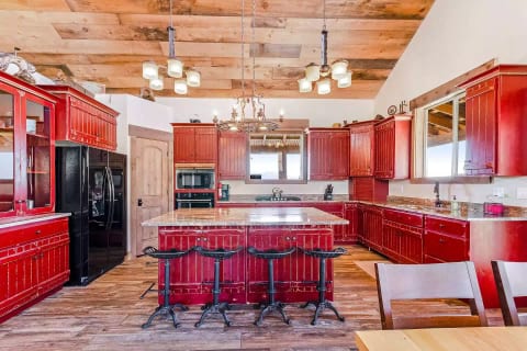 Badlands Roost: a rustic-modern designed home