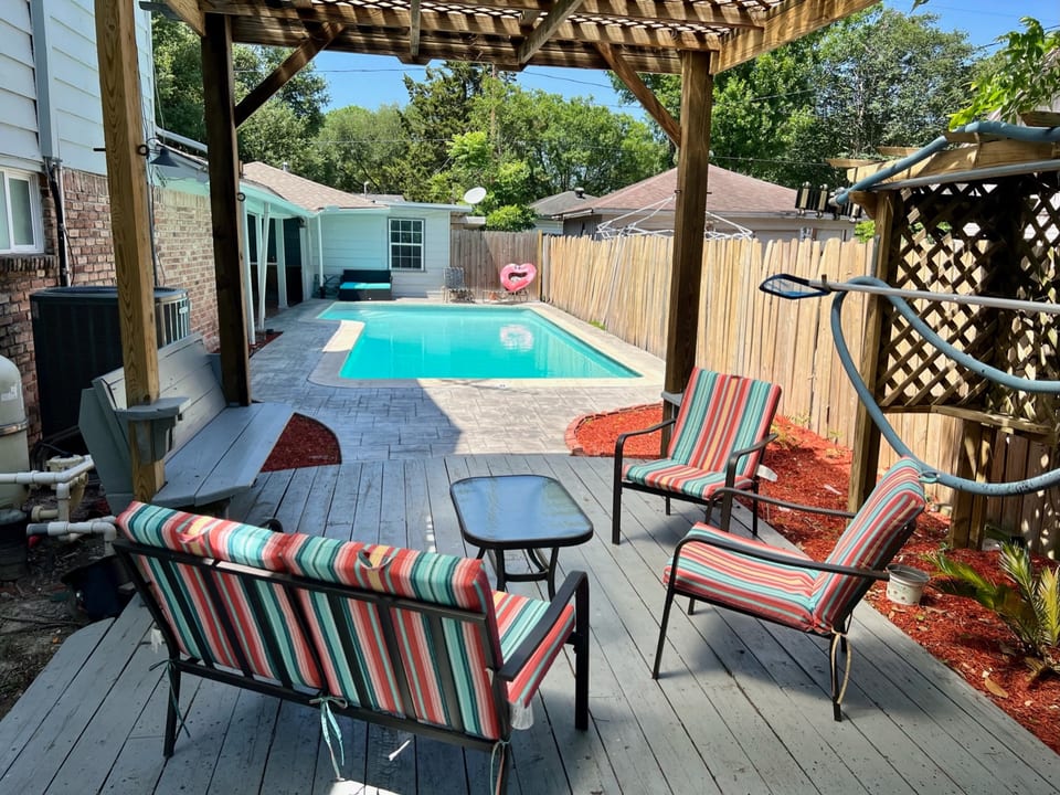 7/4 POOL, PATIO, BBQ, !HAUSTIERE!, GÄSTEHAUS - Houston