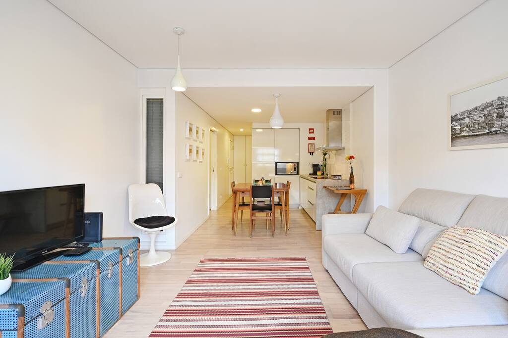 top-floor-2-apartments-at-historic-center-by-river/