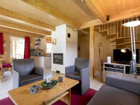 # 139 mit 4 Schlafzimmern & Sprudelbad