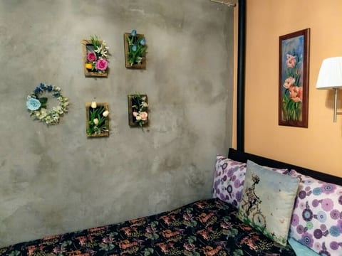 Private, cozy studio for two