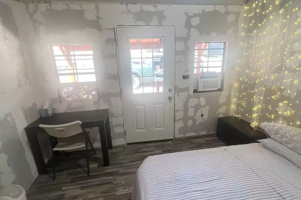 The Cozy Tiny Cabin @ ikigai Animal Sanctuary - Orange Cove