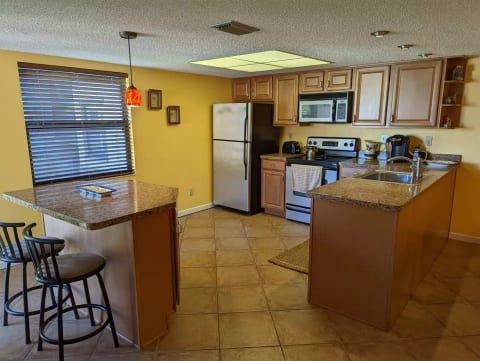 Sea Club Condo #18