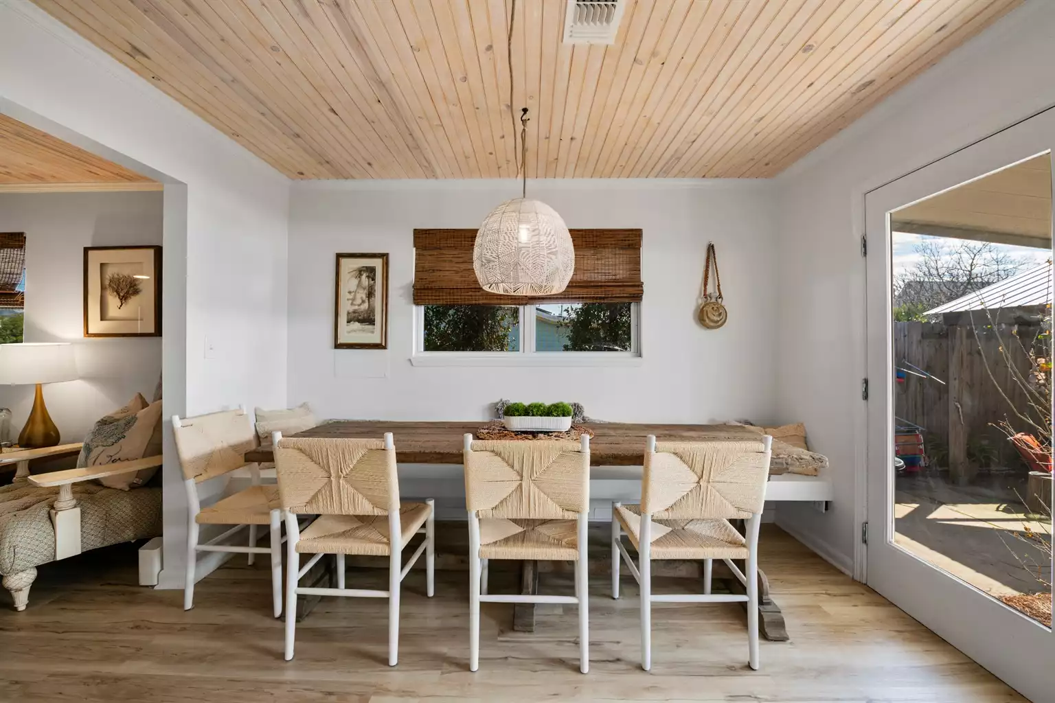 Dining Table - Sunnyside Surf Shack - Carillon Beach