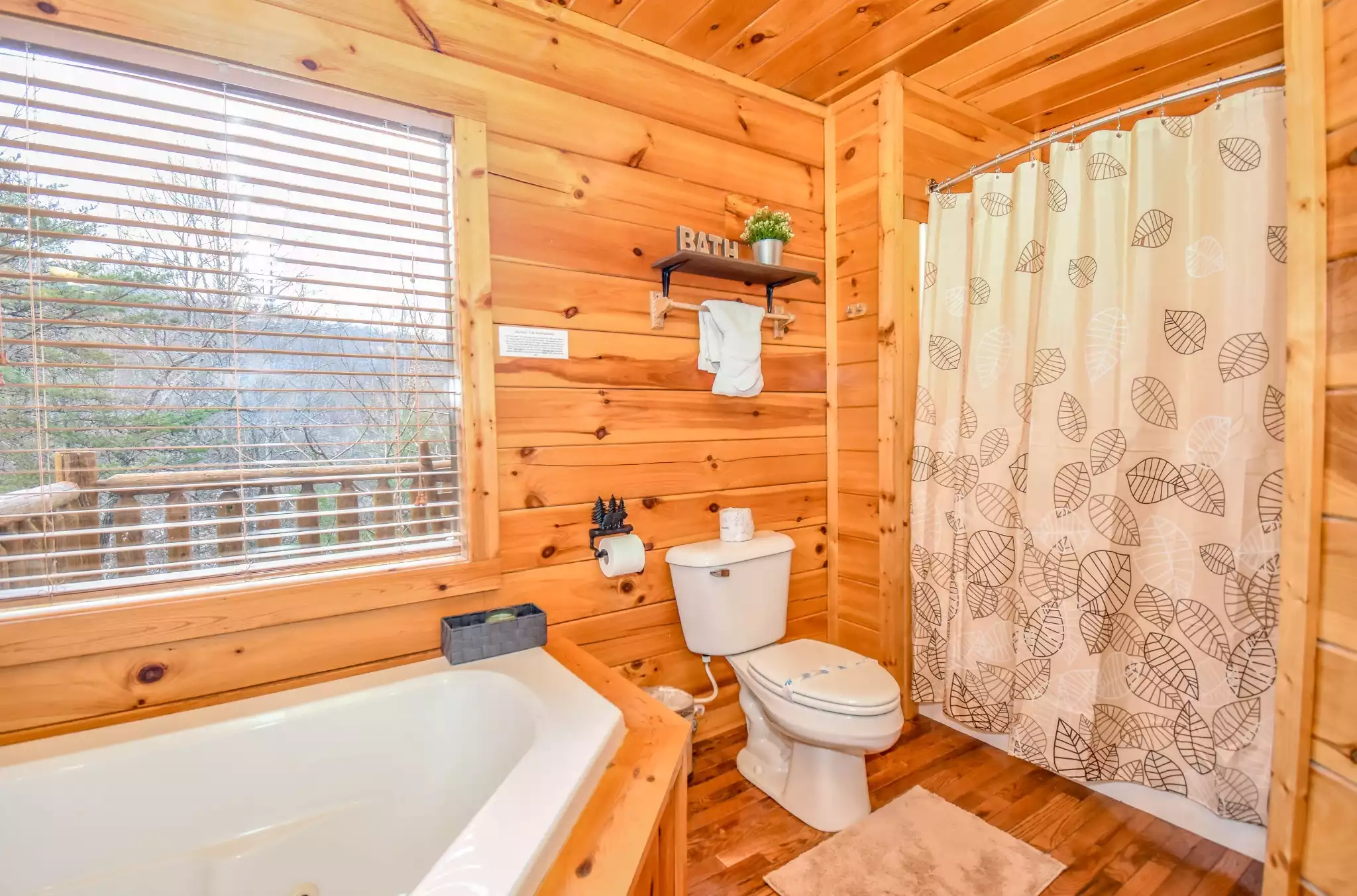 Snuggle Up! Perfect location Sweet &  Cozy retreat - Gatlinburg