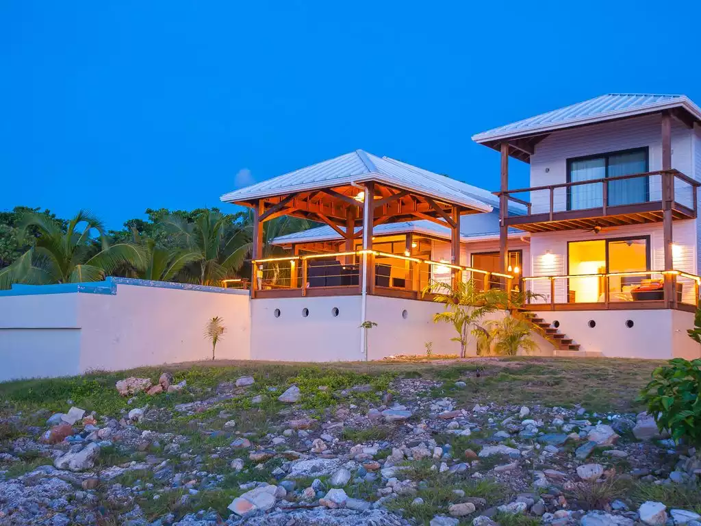 Vivaro Roatan Three King Bedrooms - Roatán