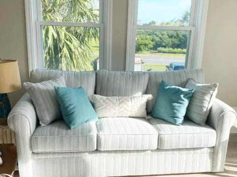 NEW 1 Br at Villa Capriani- Whale Hello There!