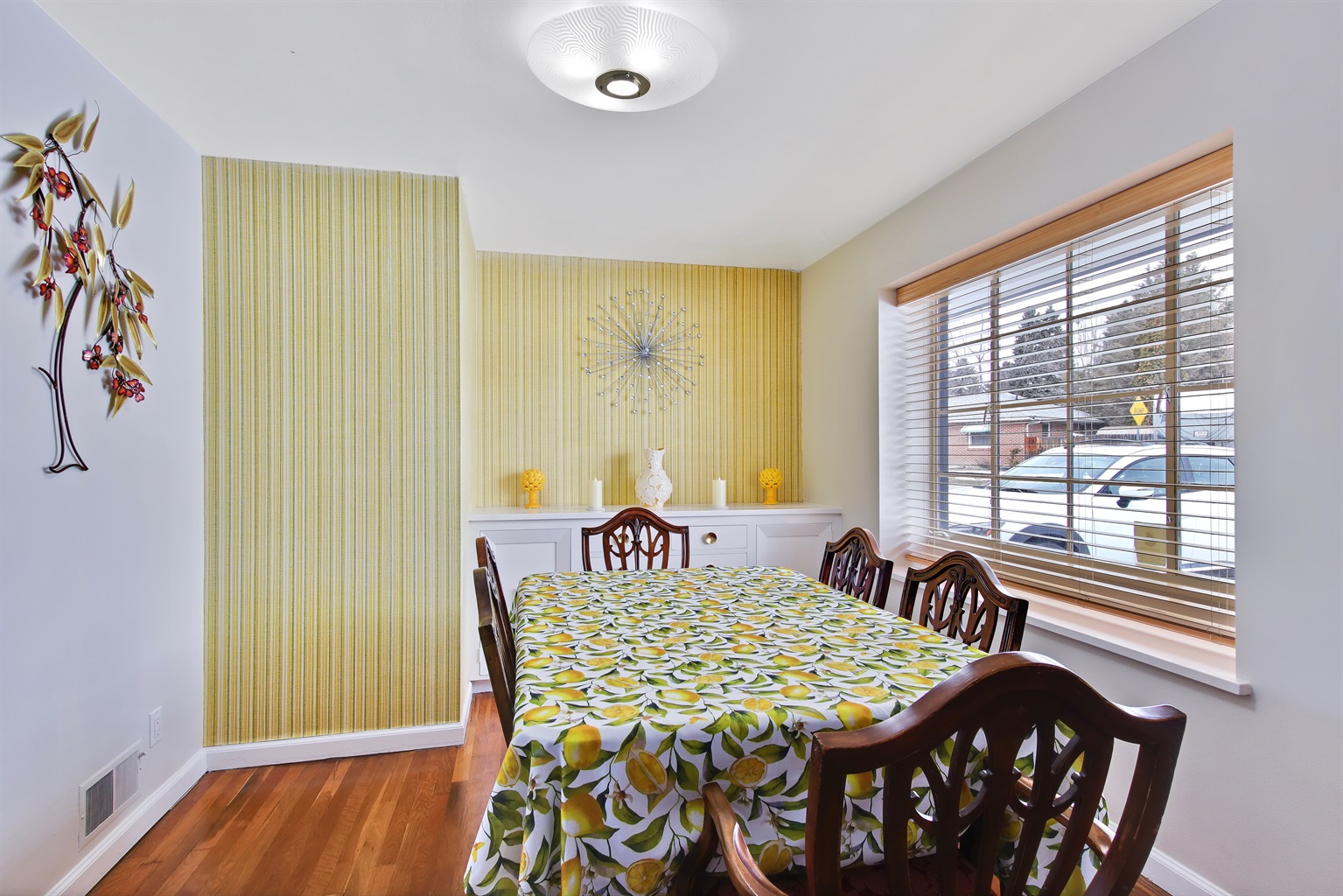 feeling-groovy-vintage-1960's-home-in-boise-bench-3-bed3-bath/