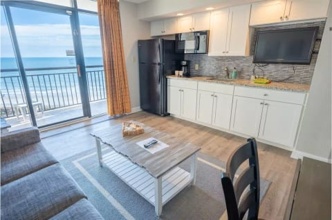 Direct Oceanfront!