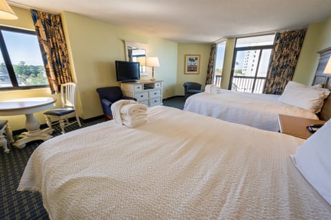 Compass Cove 650 - Oceanview Studio