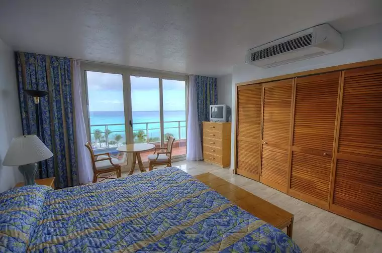 La Plage - St. Maarten