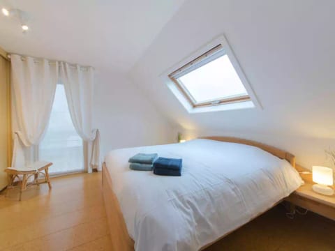 Villa Kievit with sauna and parking