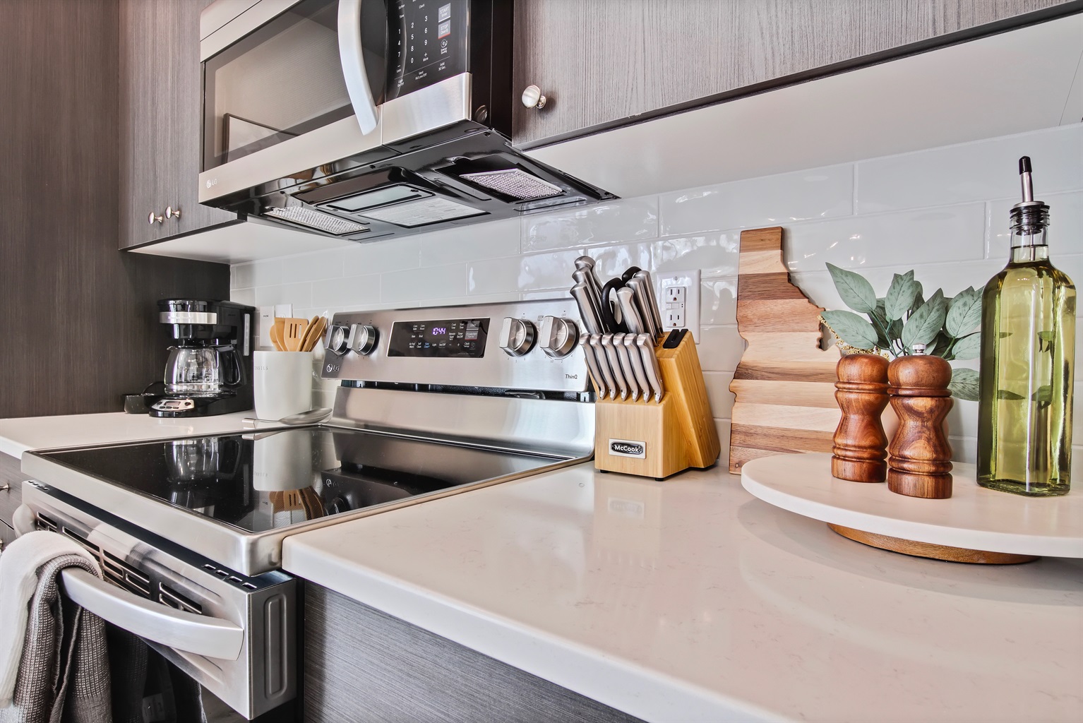 or-hounslow-way-or-stylish-2-bedroom-townhome-or-nampa-idaho-or/