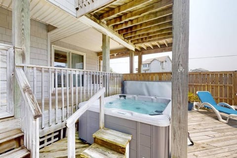 6 BR Beach House with Private Pool, Hot Tub