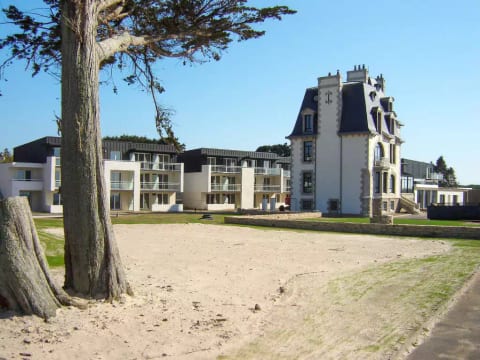  Odalys Domaine des Roches Jaunes