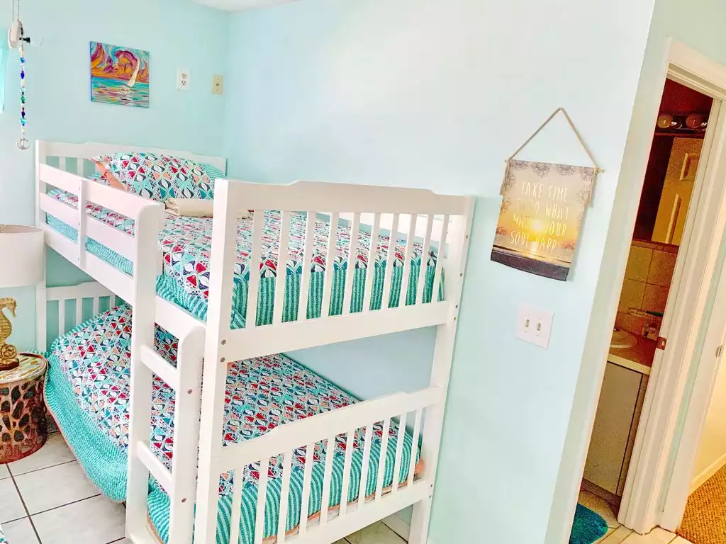 2nd Bedroom bunk beds