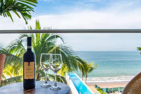 Welcome to Casa Blue: Your home on the beach.