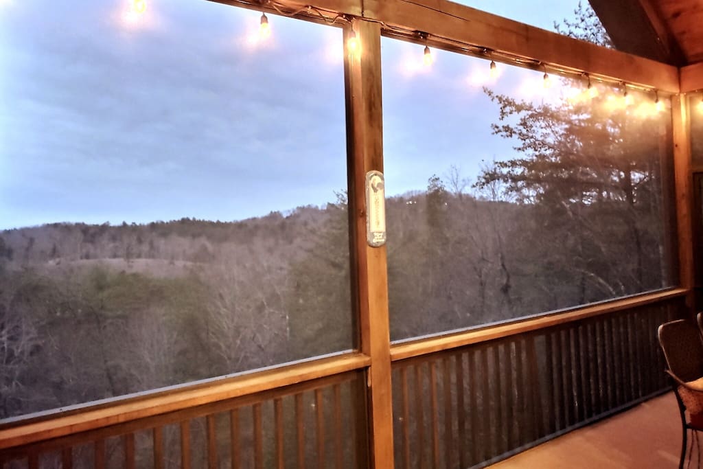 The view, the lights, the quiet rolling mountains...ahhhhh. - Blue Bear Ridge Mountain Cabin - Mineral Bluff