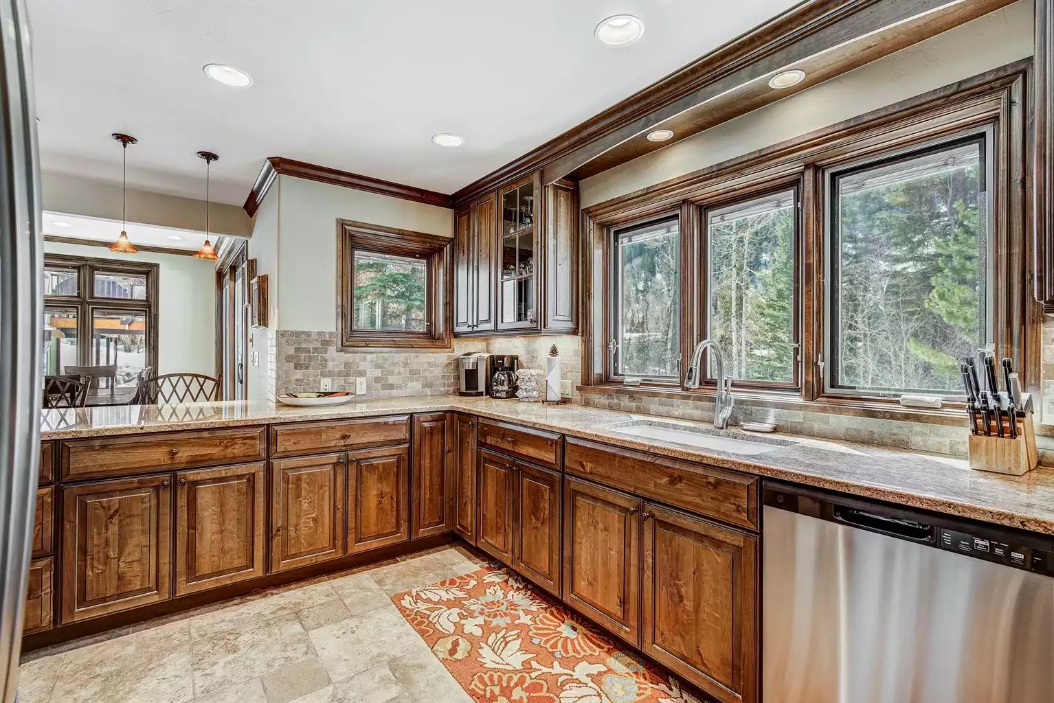 Kitchen - main floor. - East Vail Outpost - Vail