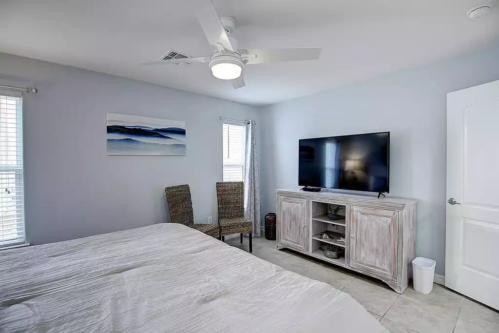 King master suite #1 - Sandbar Retreat 4BR / 3BA - Port Aransas Beach