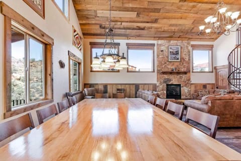 Badlands Roost: a rustic-modern designed home