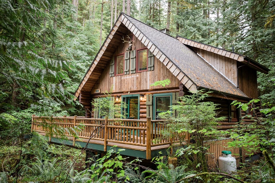 87SL - Mt Baker Lodging Cabin - Sleeps 8! - Glacier