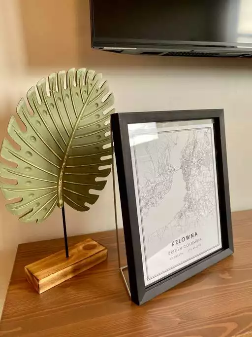 the-knox-downtown-modern-condo-w-2-private-br/