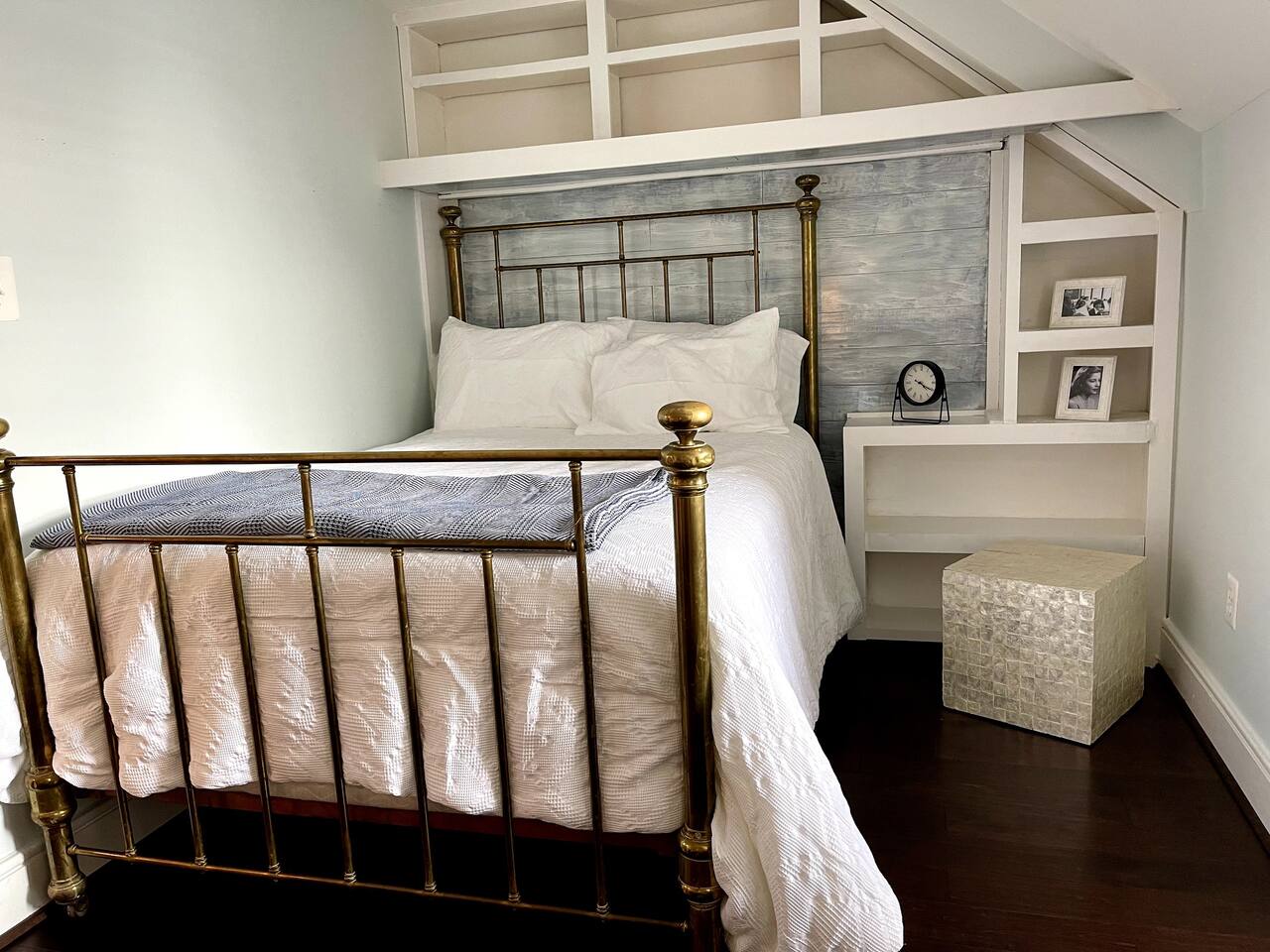 Second bedroom, full sized bed - Old Town Alexandria:  Barrister One - Alexandria