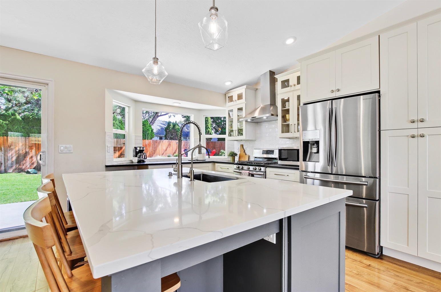 eagle-id-getaway-or-4-bed-3-bath-or-fully-renovated-with-lush-yard/