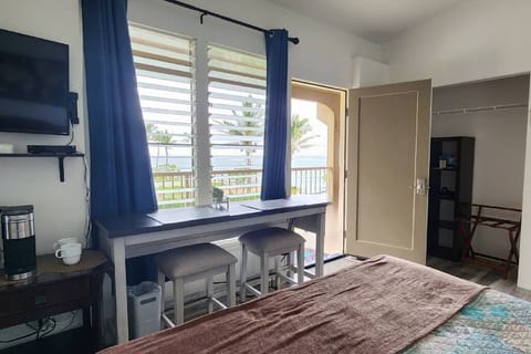 Hotel Room w/in beautiful Oceanfront Condo.