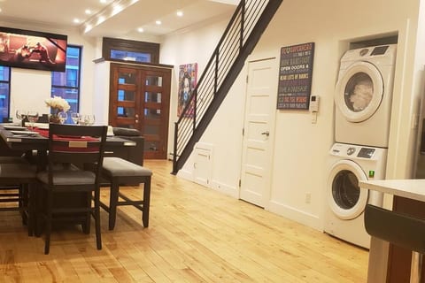 Newly Renovated Duplex Apartment 2