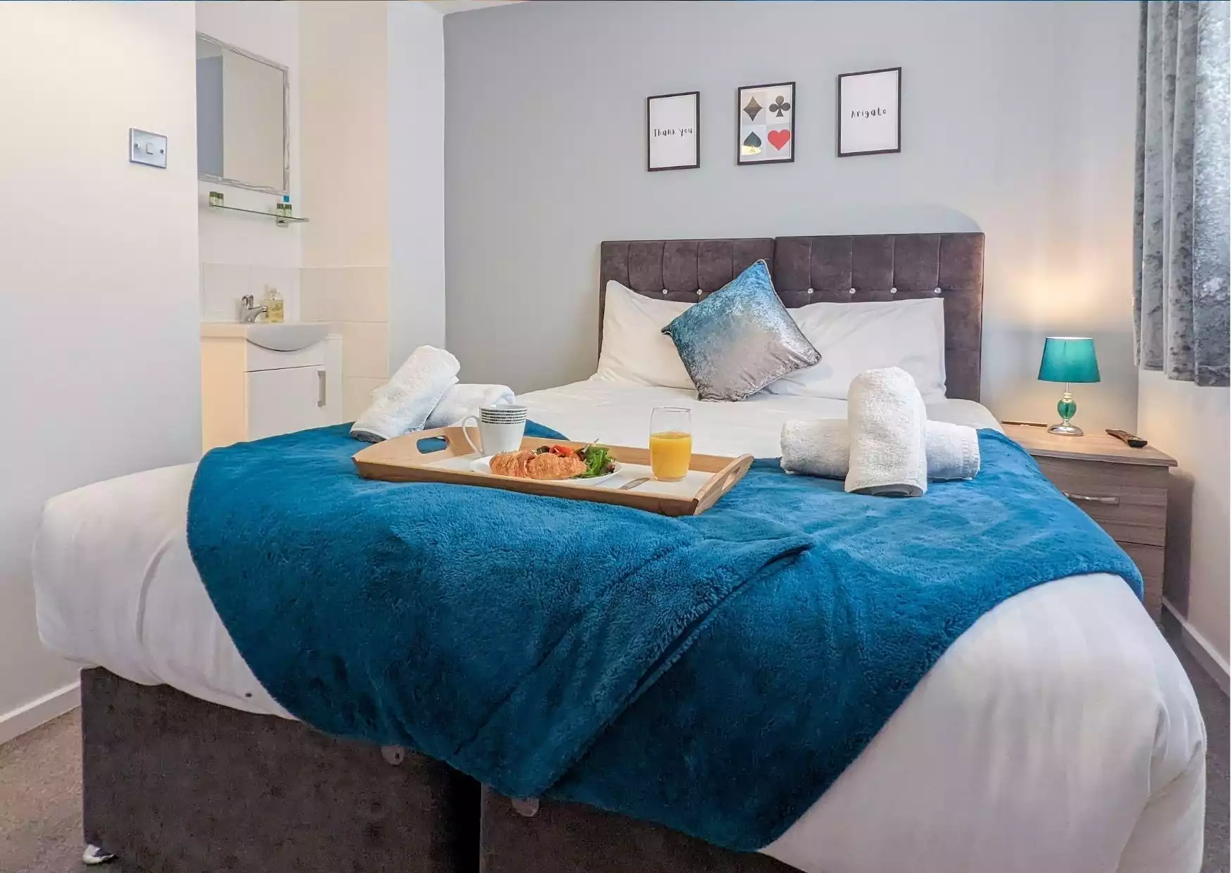 5-bedrooms-5-10-beds-near-city-hospital/