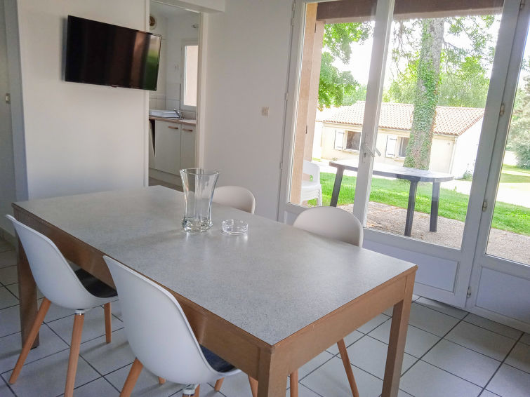 Kitchen / Dining Room - Le Domaine du Lambon - Prailles-La Couarde