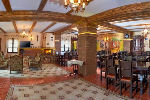 Amazing Saxon Vintage 5* Mansion