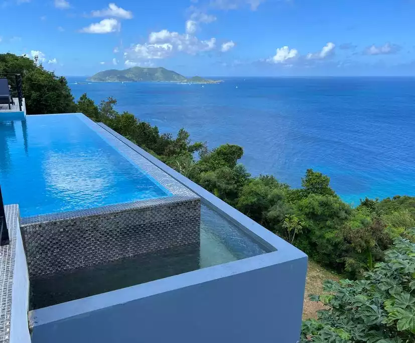 serene-stunning-and-modern-villa-modere/