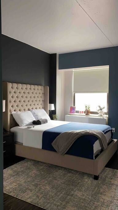 Queen hybrid mattress with automated base!