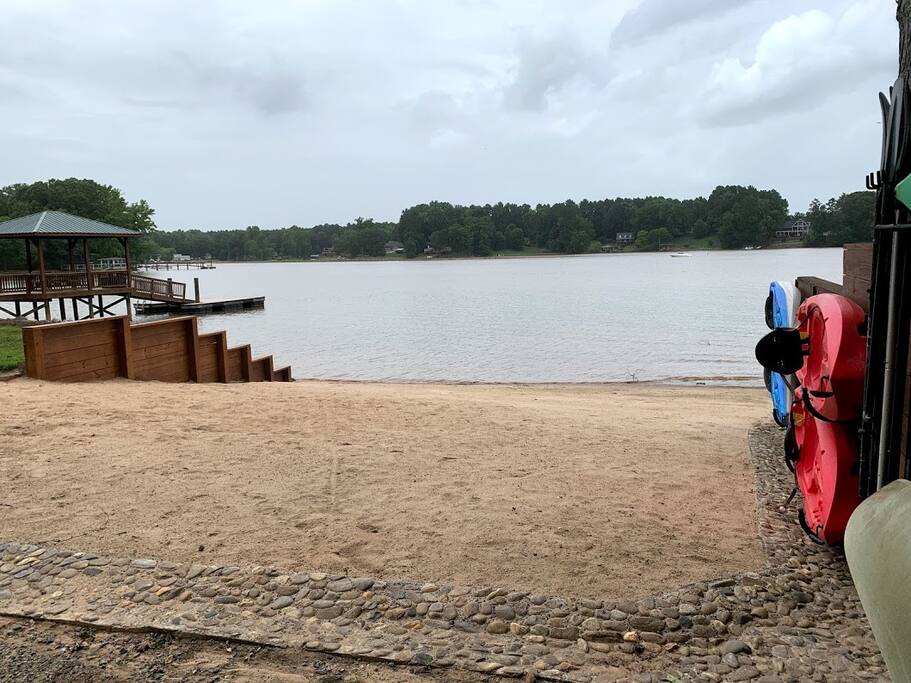 The beach allows kids to enjoy the sand and dogs to splash in the water. The kayaks can be used to encircle the private island across the lake. The locals call it “Bird Island”. If you’re lucky, you’ll see the Canadian Geese eggs in a nest. - Camm’s Lakeside Retreat (close to Charlotte) - Belmont