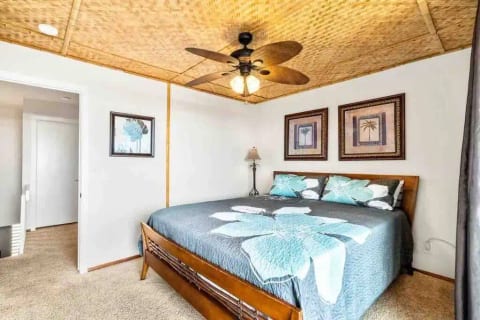 Big Island. Kona Bay View Condo. Pool+Lanai. AC.