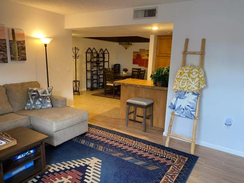 Catalina Condo in heart of Foothills, La Encantada