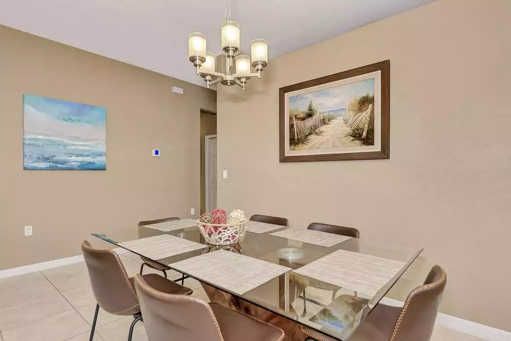waterfront-pool-home-w-golf-membership-near-beach/