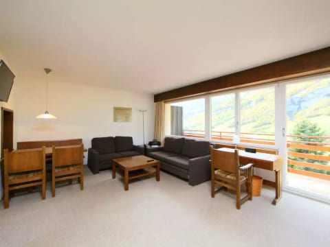 Ringstrasse Apt 412
