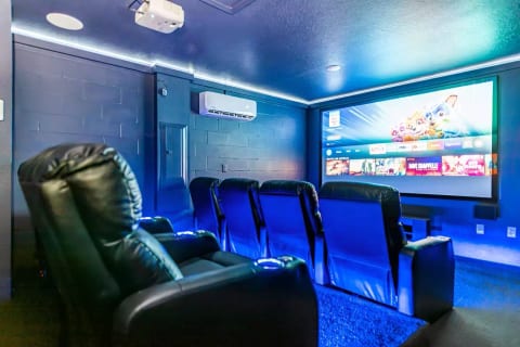 Epic Villa By Disney Theater/Game Room/Pool & Spa