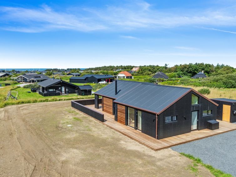 "Anemette" - 800m from the sea
