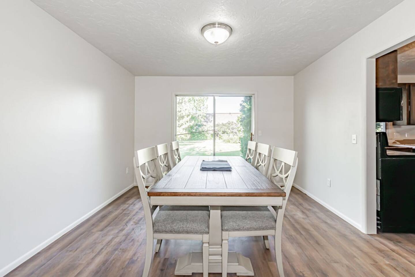 family-retreat:-4-bedroom-home-near-byu-idaho-and-yellowstone/