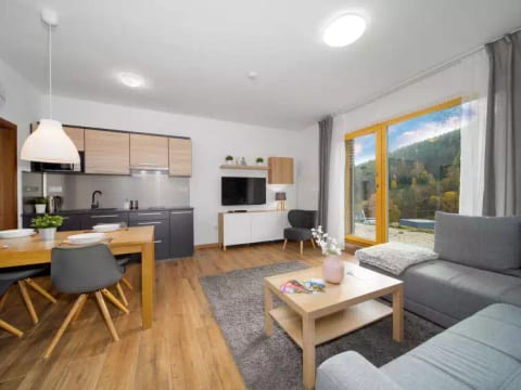 Ski-In Ski-Out Mountain Duplex Portášky3