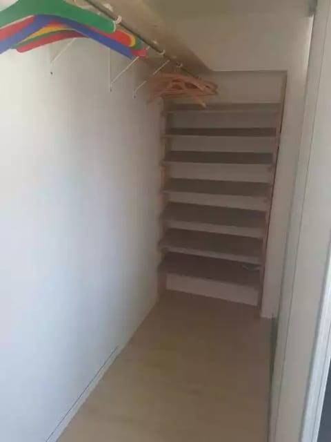 Begehbarer Kleiderschrank